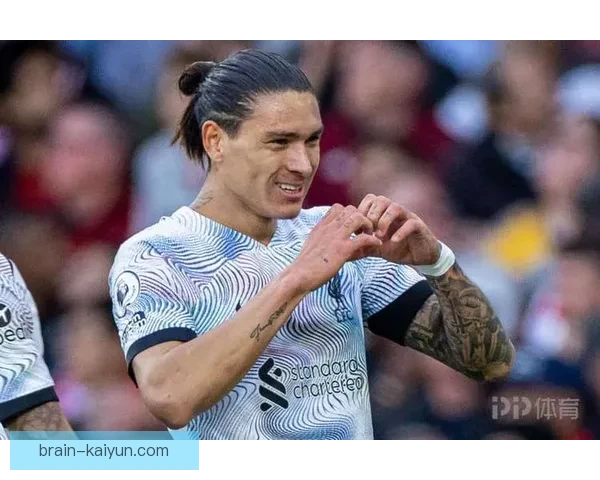 努涅斯在利物浦的出色表现助力球队赢得重要胜利，状态回暖值得关注