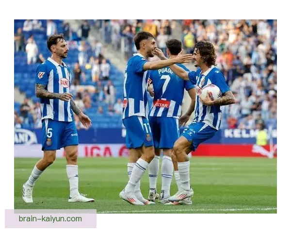 西甲奥萨苏纳保级战形势严峻，球队需加快状态回暖以确保上甲之路稳定