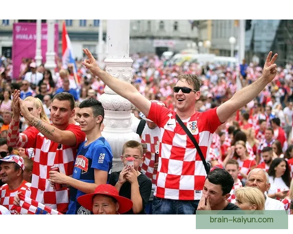 摩洛哥国家队状态回暖，备受关注的黑马表现引人期待